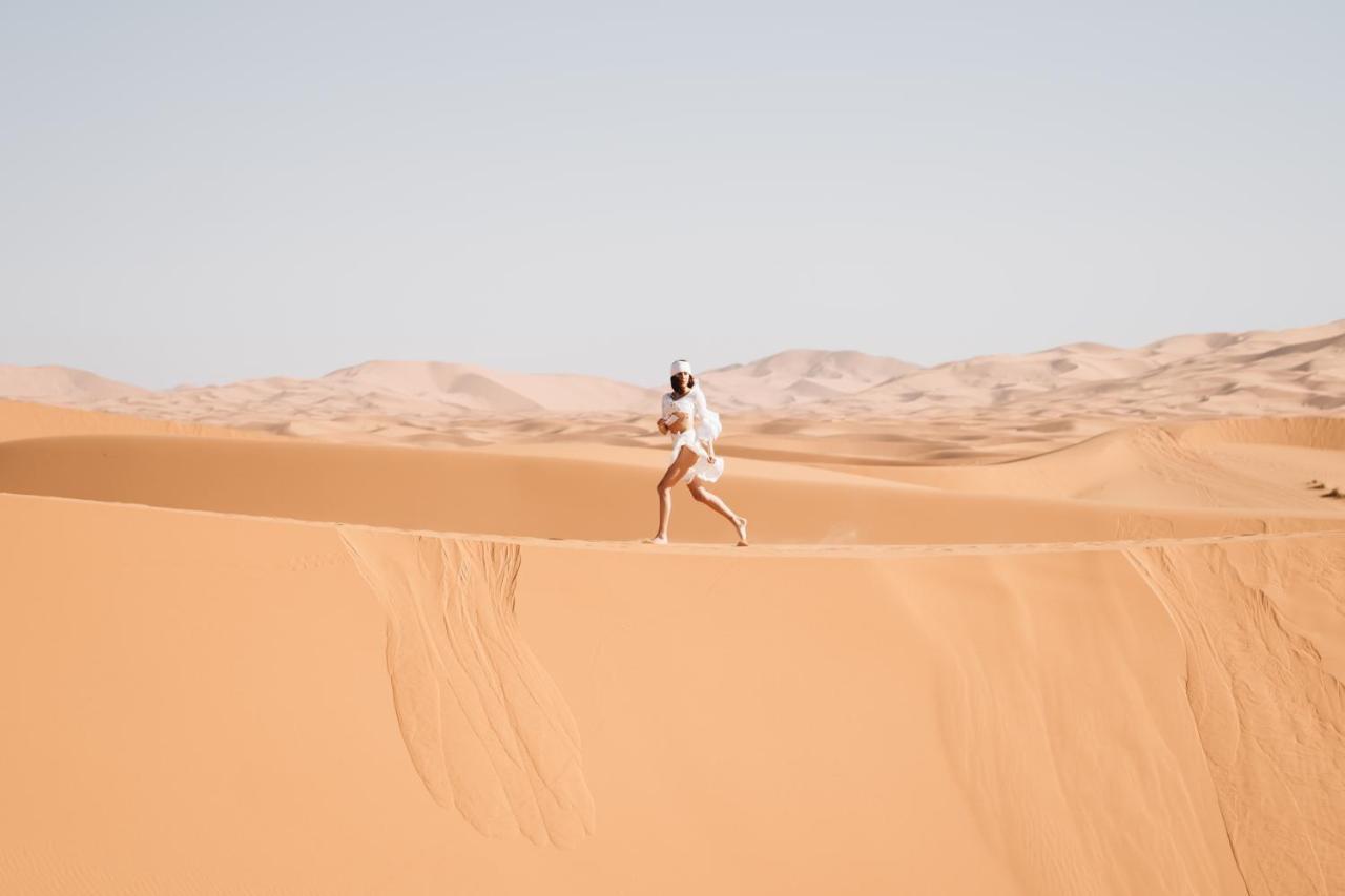 Luxury Maktoub Hotel Merzouga Exterior photo